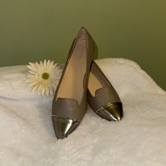 Calvin Klein pewter cap toed flats - Picture 2 of 5